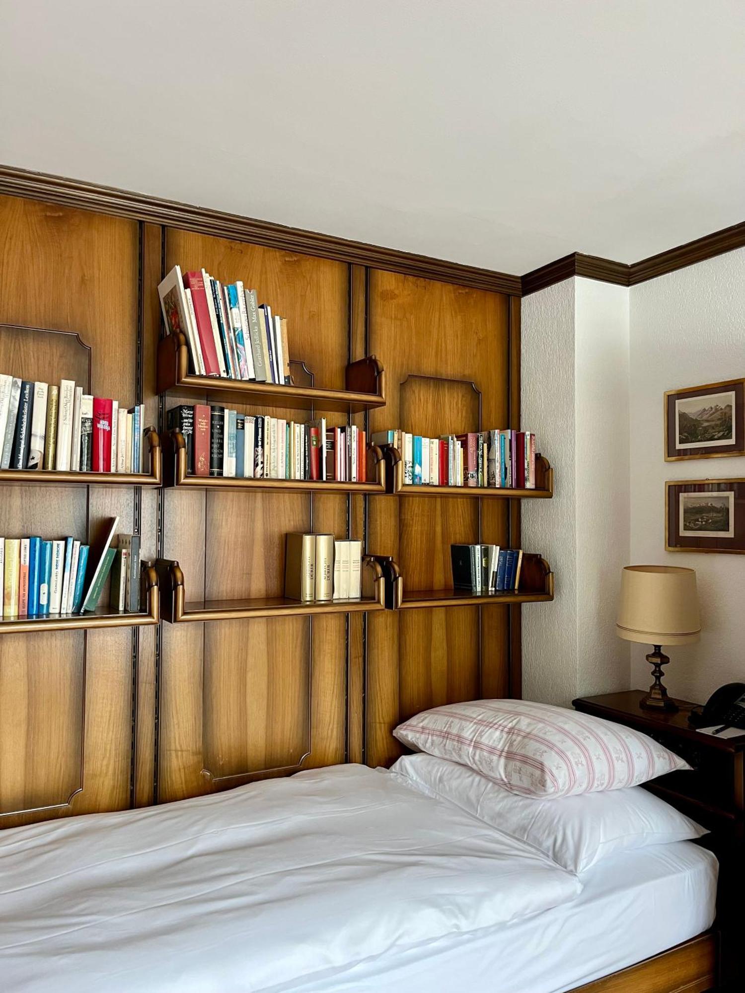 Crystal Hotel Superior St. Moritz Room photo